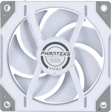 Phanteks lance le boitier NV7 et les ventilateurs D30-120
